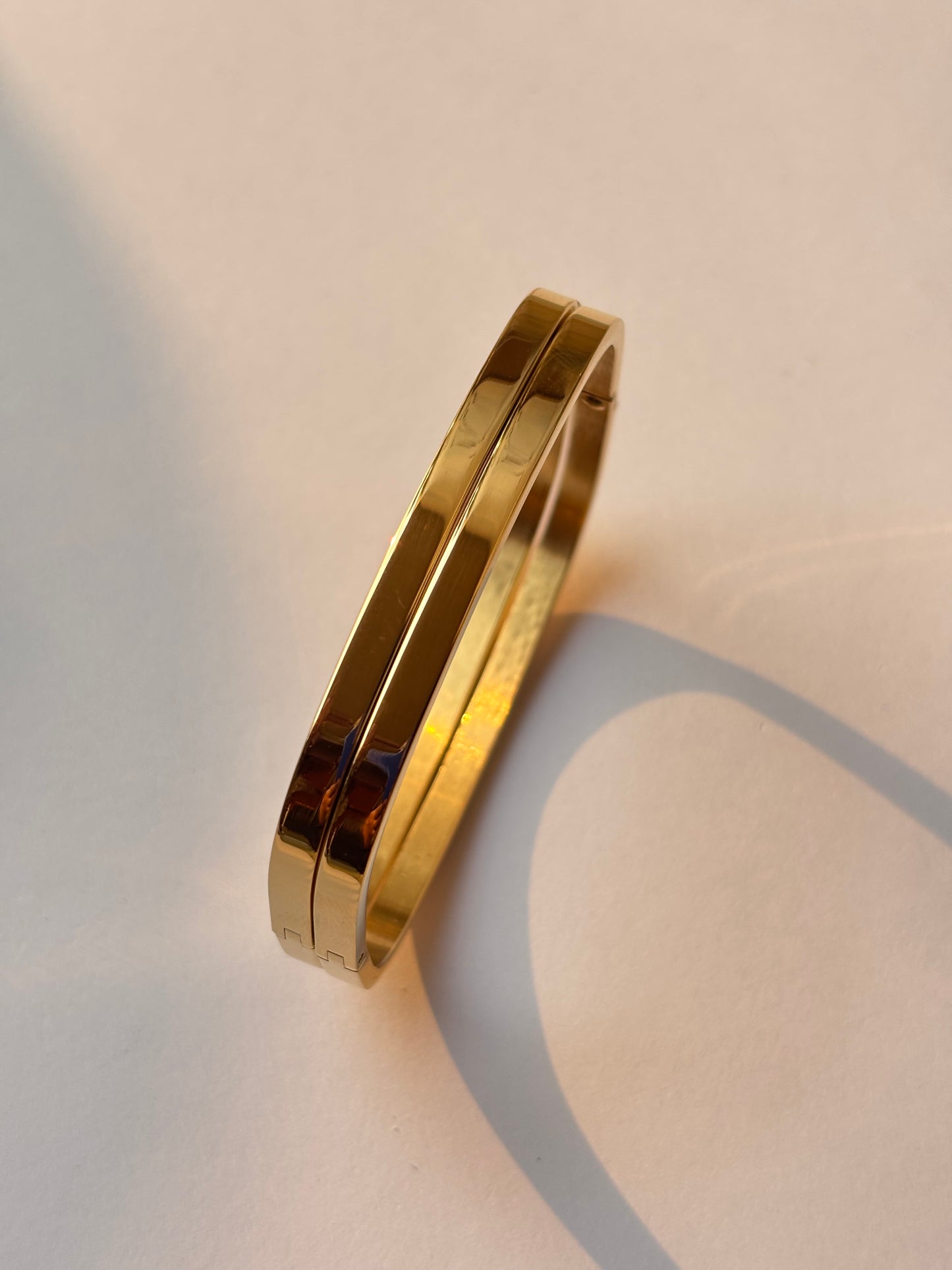 Subtle Rectangular plain kada