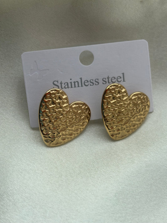 Textured heart Earring