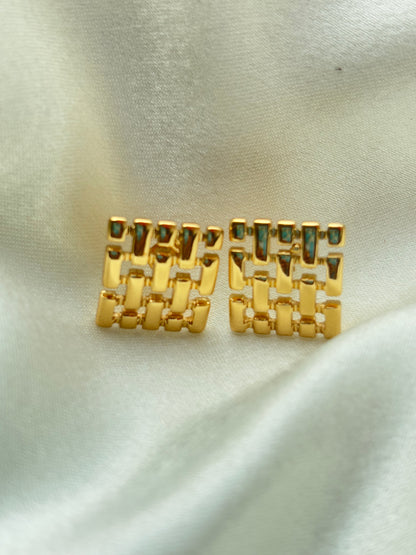 Jubilee Stud Earring